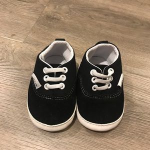 🌟5 for $20🌟 NWOT Baby Boy 0-6 Months Soft Shoes